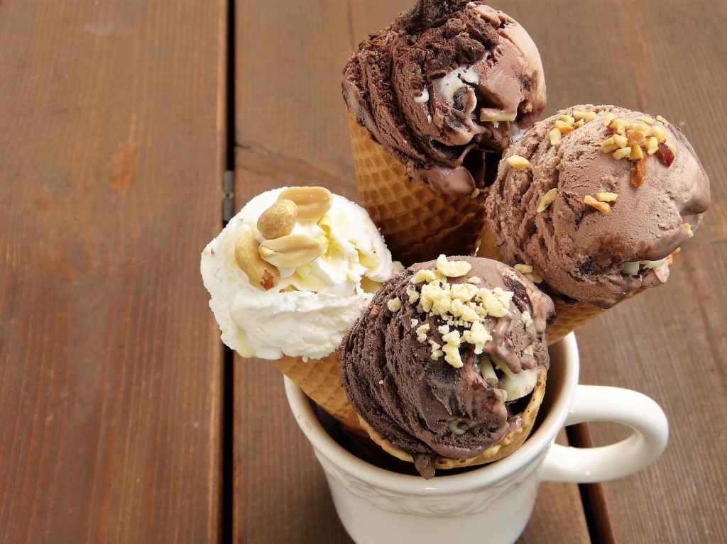 Ice Cream vs. Diet Ice Cream vs. Frozen Yogurt – Who&nbsp;Wins?