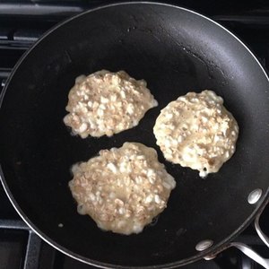 oatmeal cottage cheese pancake.jpg