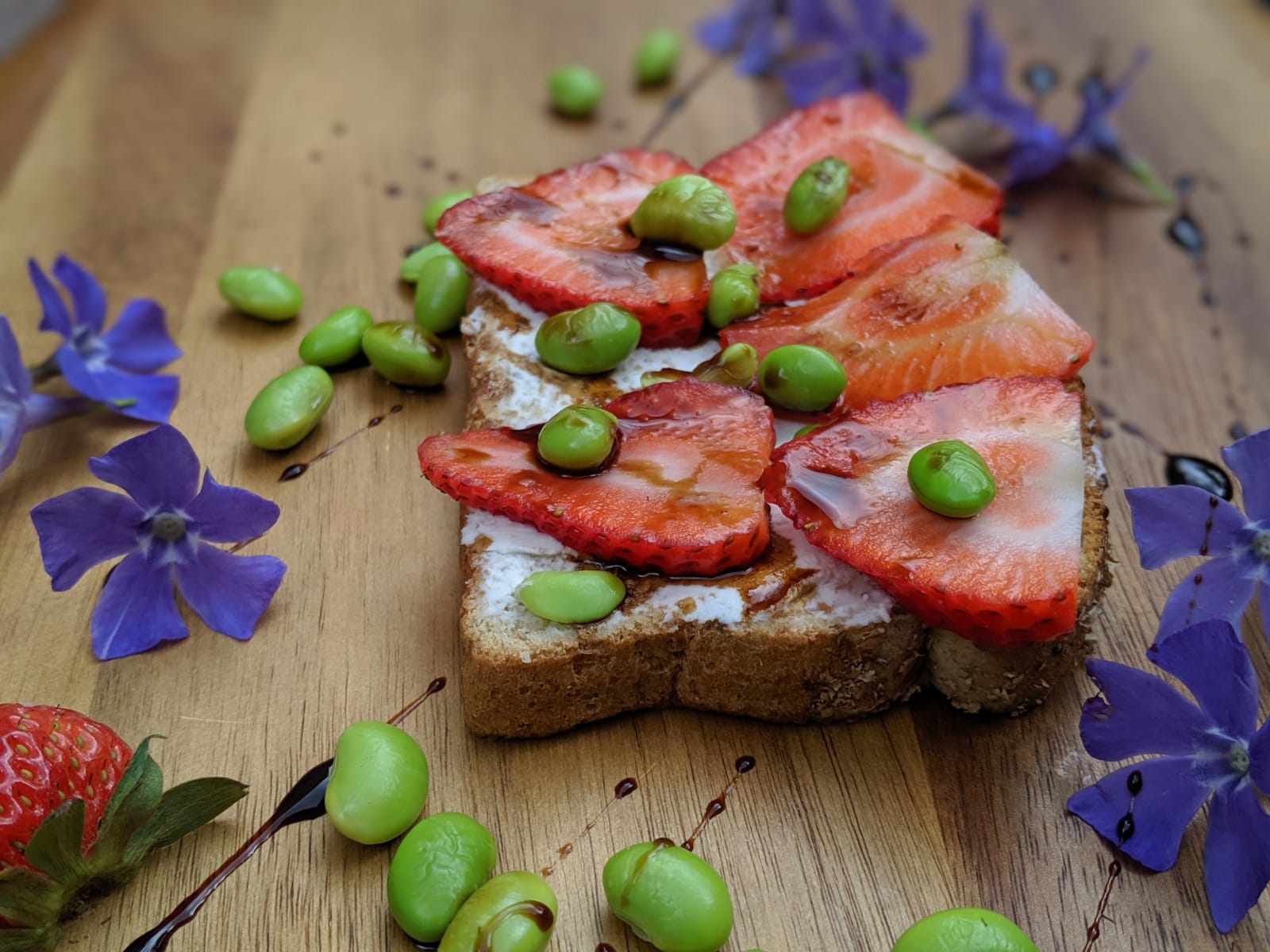 strawberry goat cheese toast